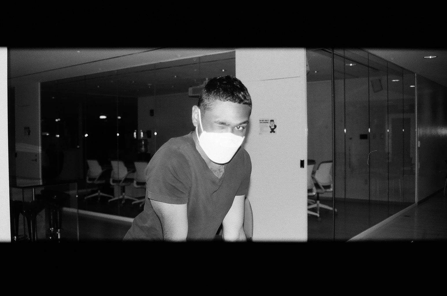 chris, bw